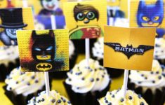 Batman Cupcake Toppers Free Printable