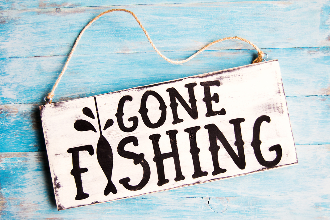 Make A Gone Fishing Wood Sign For Dad - Diy Candy - Free Printable Gone Fishing Sign