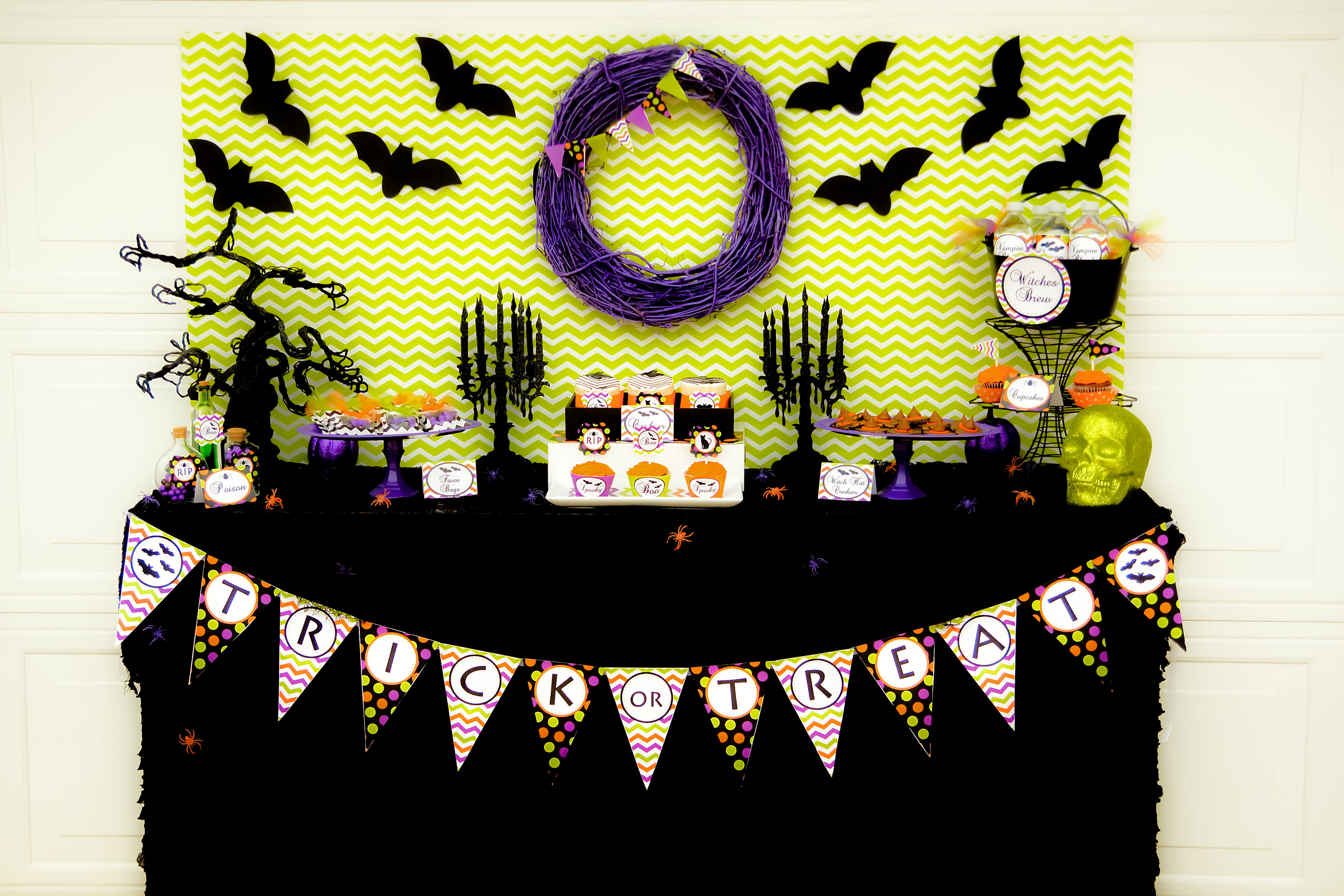 Spooktacular Halloween Party! - Free Printable Halloween Party Decorations