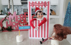 Free Elf On The Shelf Kissing Booth Printable