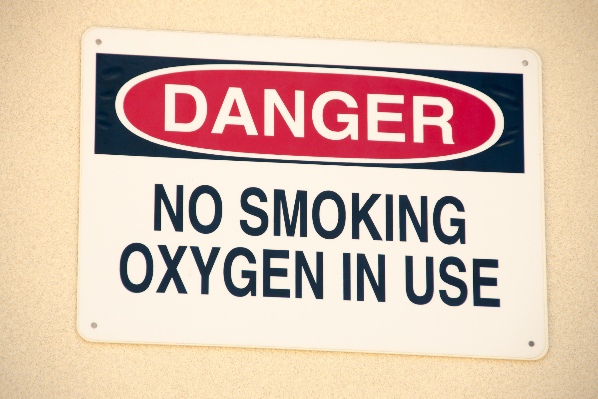 The Dangers Of Smoking When Oxygen Is In Use - Free Printable Oxygen In Use Signs